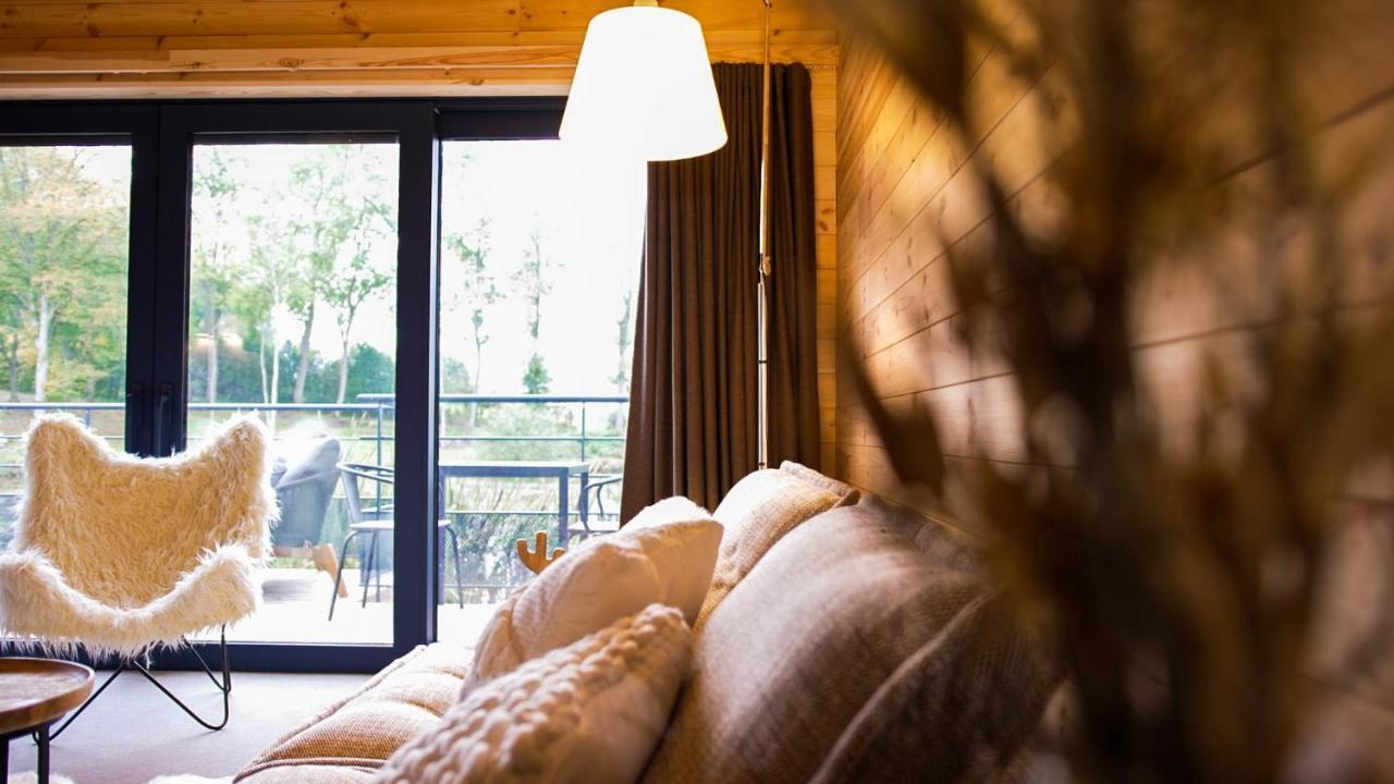 Les Pavillons De La Libellule Villa Боранг Екстериор снимка
