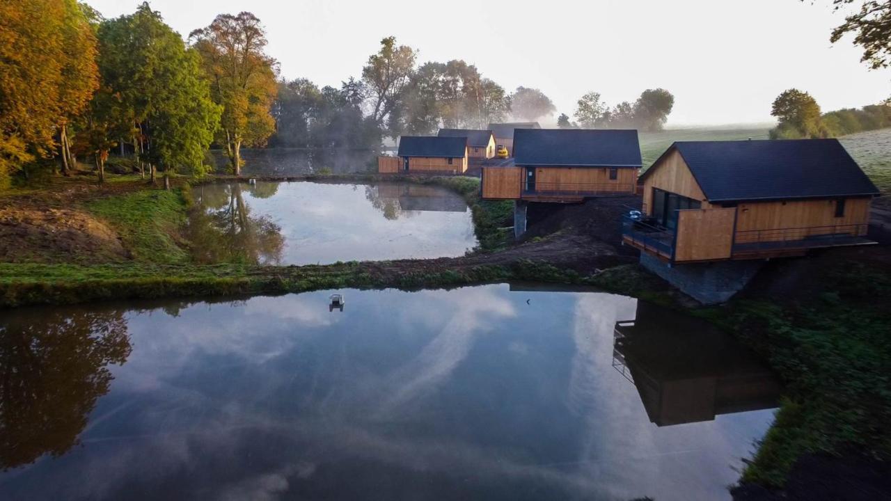 Les Pavillons De La Libellule Villa Боранг Екстериор снимка
